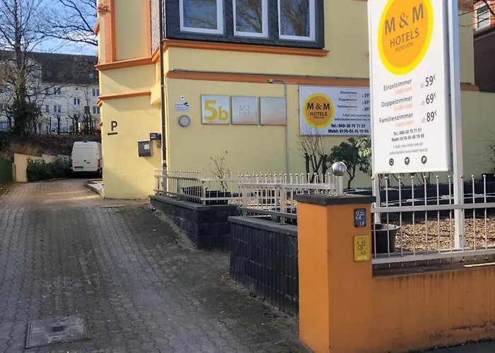 Hotel M&m - Harburg 2*